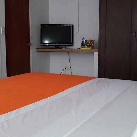 Hostal Deluxe Santander Manizales Exterior photo