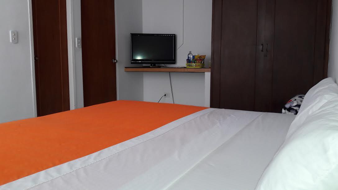 Hostal Deluxe Santander Manizales Exterior photo