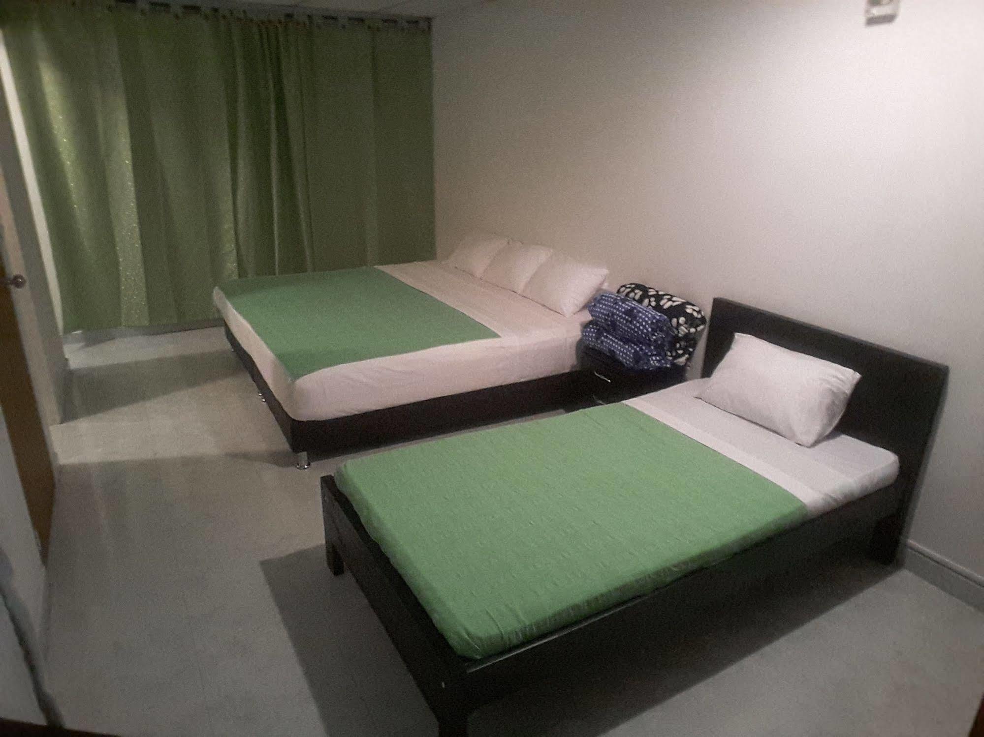 Hostal Deluxe Santander Manizales Exterior photo